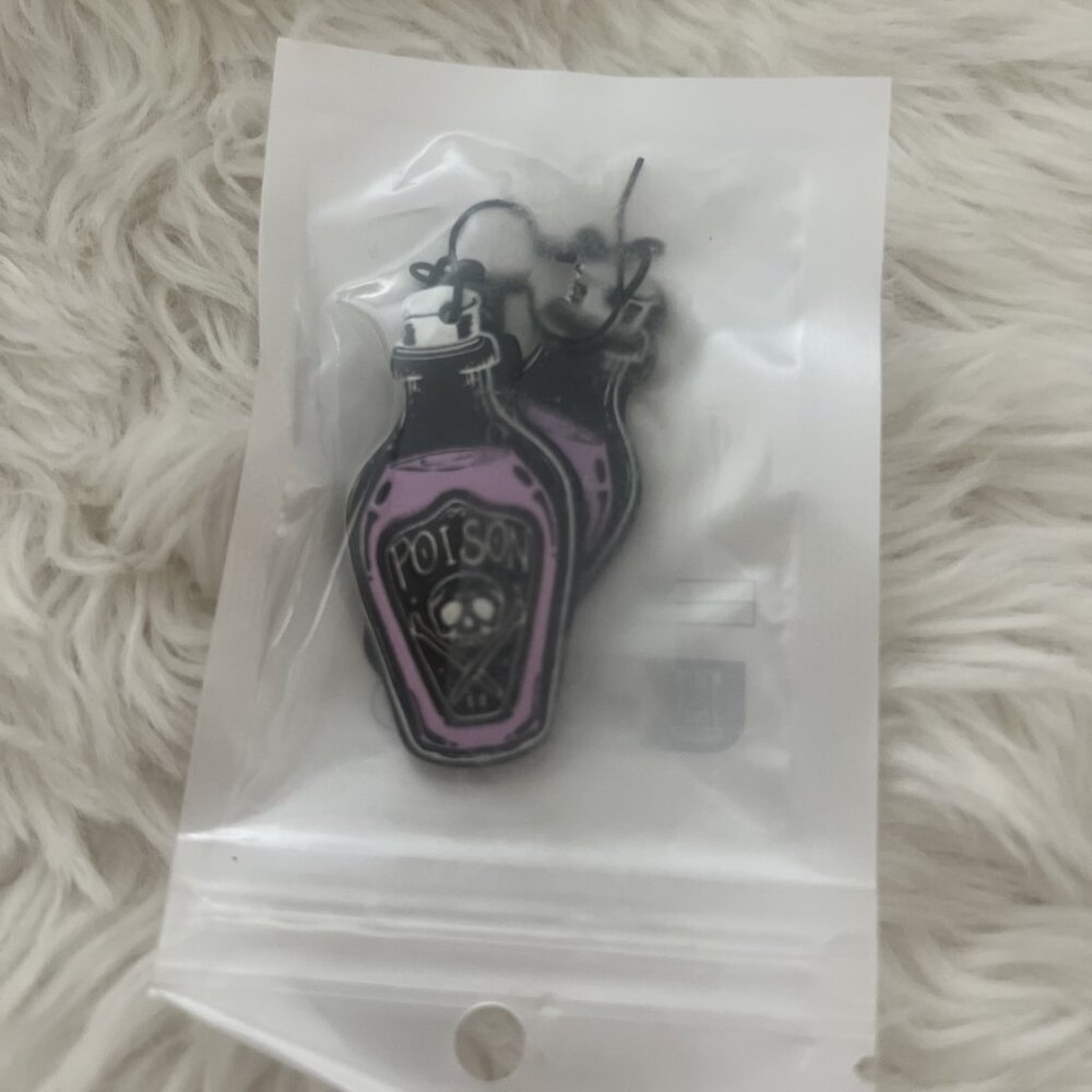 Halloween themed earrings